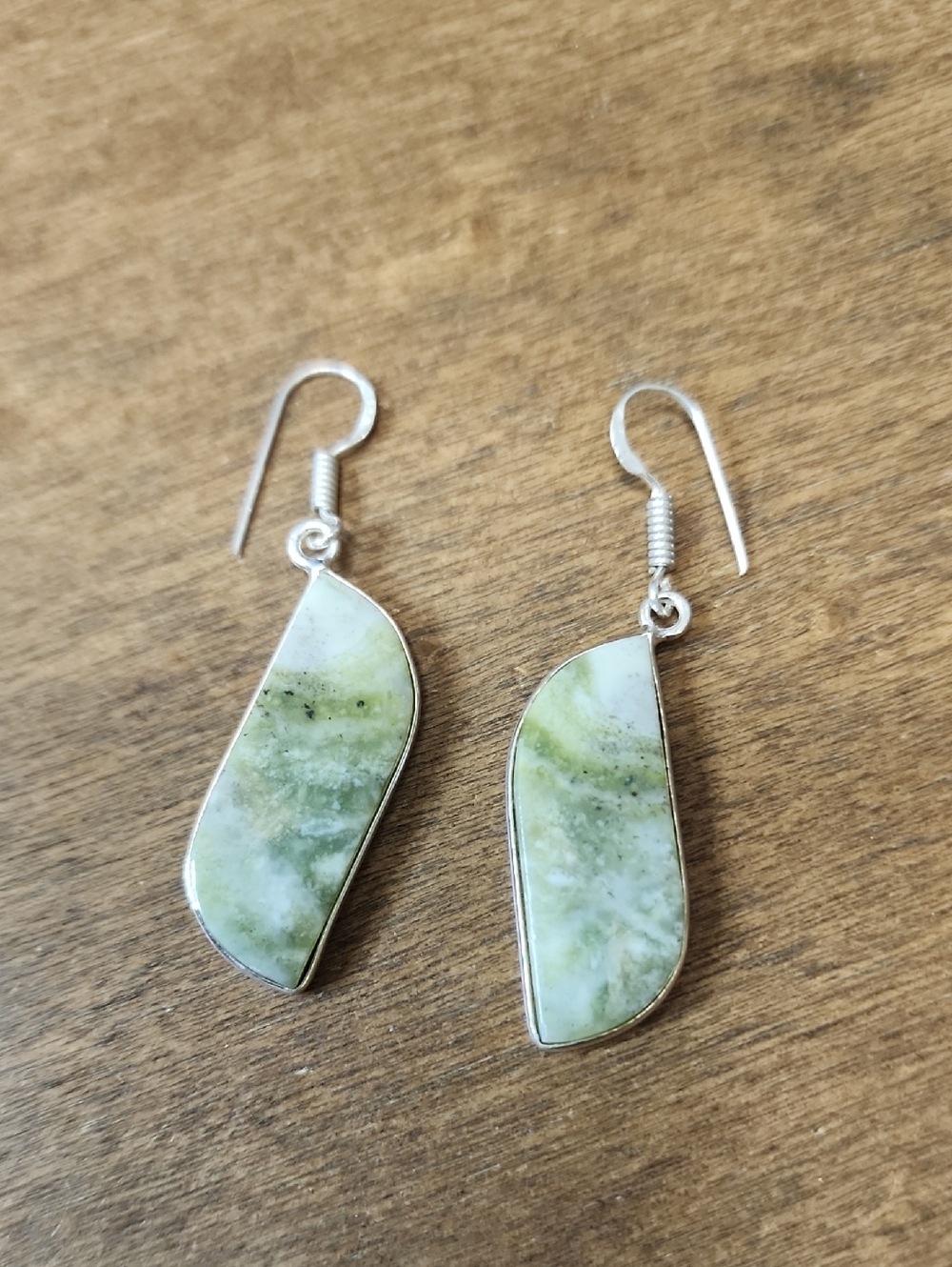 Green Stone Drop Earrings - Women Jewelry